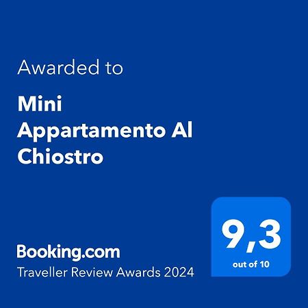 Mini Appartamento Al Chiostro Napoli Bagian luar foto